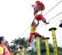 Lion dancers jumping high for Tet despite low pays 